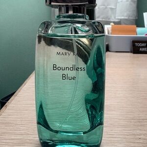 Mary Kay Boundless Blue Fragrance